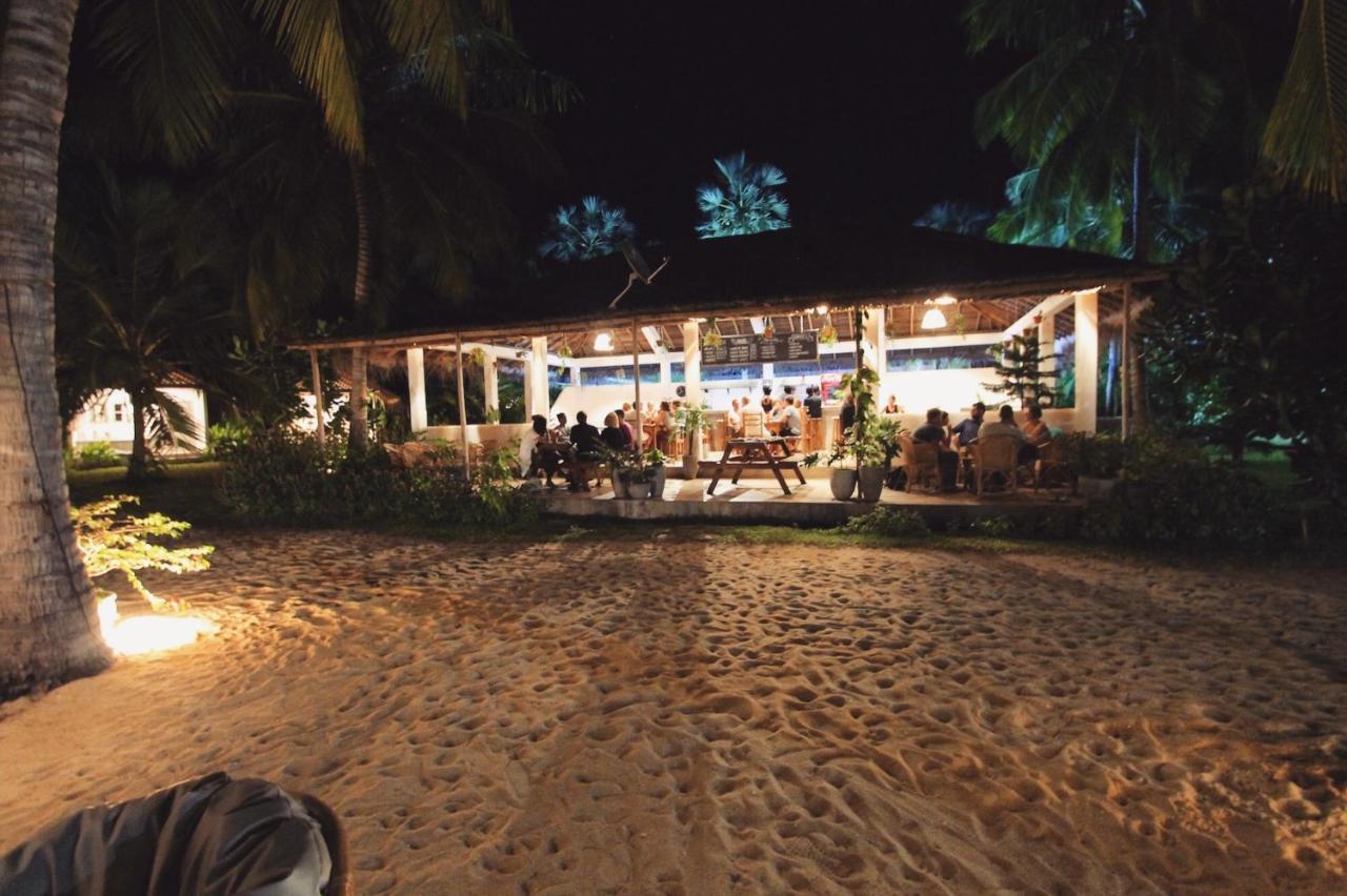 The Rascals Kite Resort Kalpitiya Exteriör bild